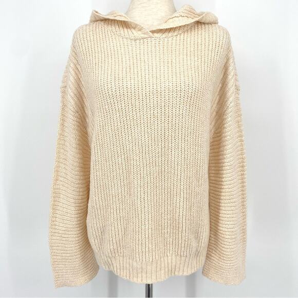 NWT ABOUND Cable Knit Hoodie Sweater Cream Size Medium Slit Back Hem Cozy Warm - Picture 1 of 8